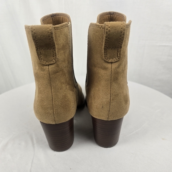 J.Crew Tan Suede Ankle Heeled Boots Sz 9 - Picture 4 of 10